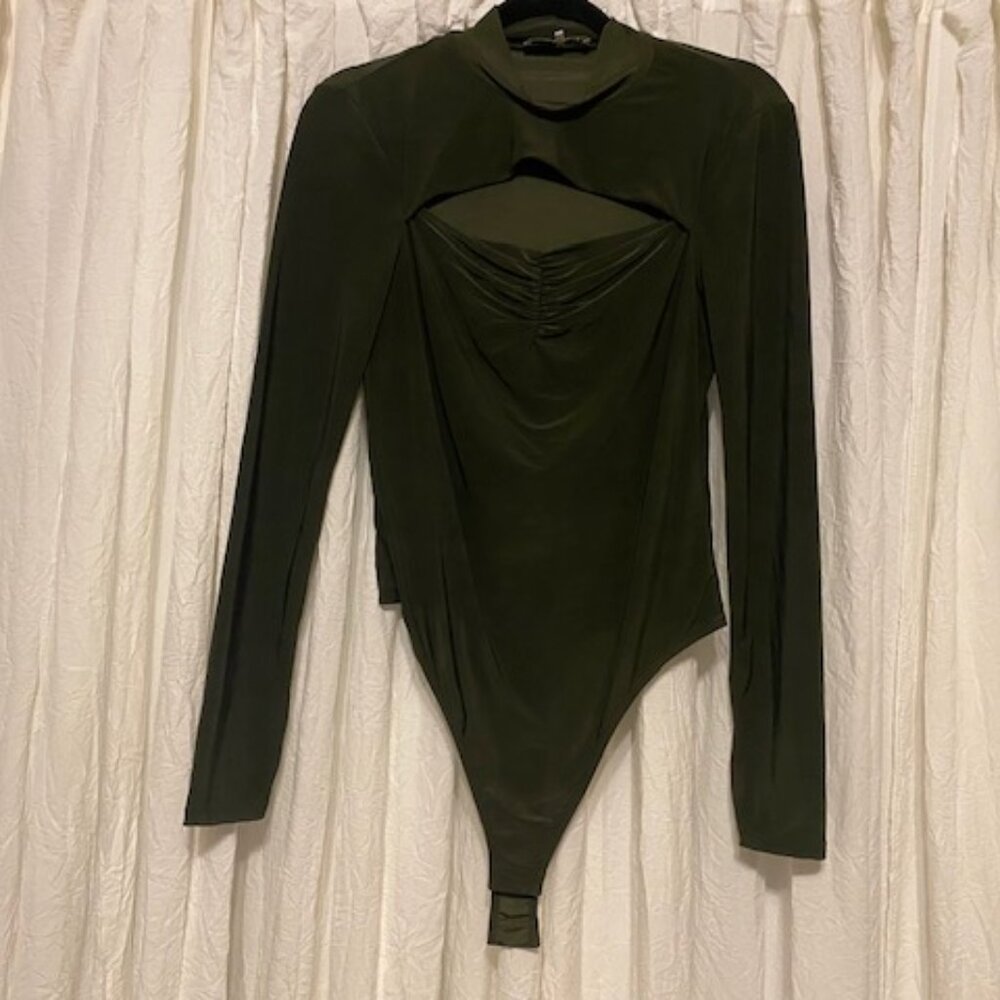 WAYF Long Sleeve Mock Neck Cut Out Thong Bodysuit Dark Green Size Small